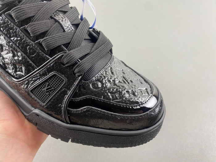 Louis Vuitton LV trainer LVT-198