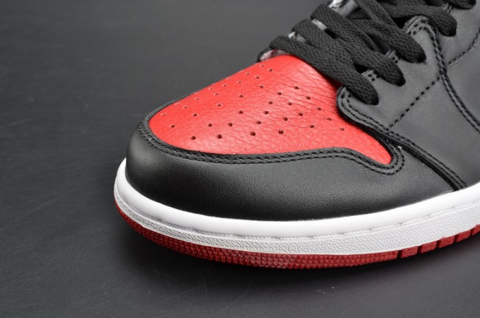 Air Jordan 1 Retro High OG “Banned” red mens 555088-001