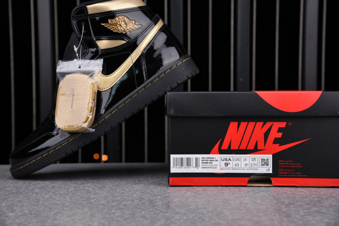 Jordan 1 Retro High Black Metallic Gold (2020) - 555088-032