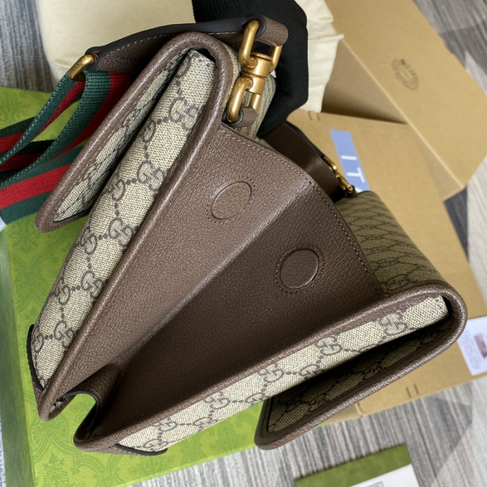 G*u*i neo vintage messenger bag 30*20*4cm