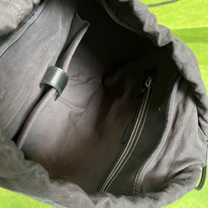 G*u*i medium backpack with interlocking g 696013