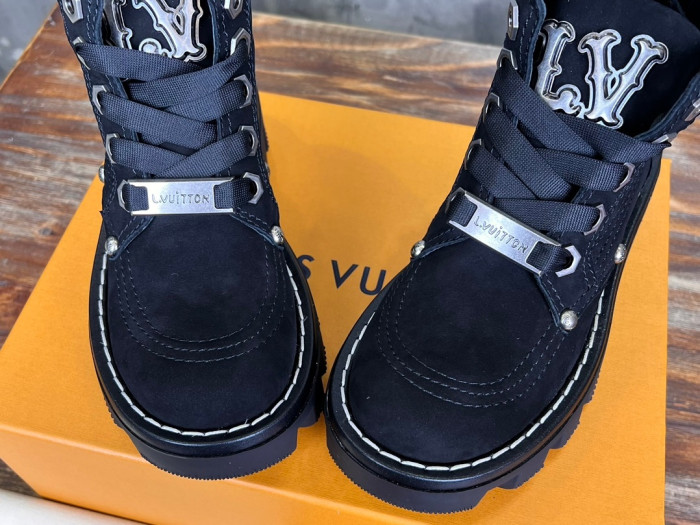 LVT BOOTS