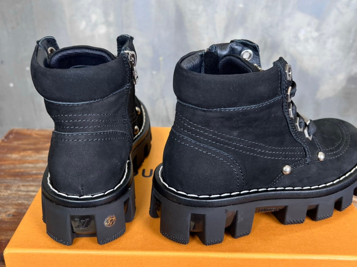 LVT BOOTS